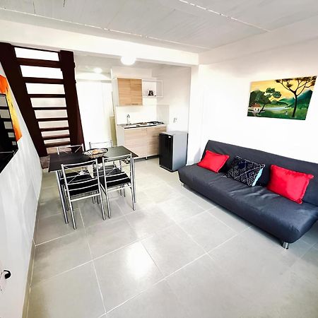Next To The Airport - Cute Home Rionegro Exterior photo