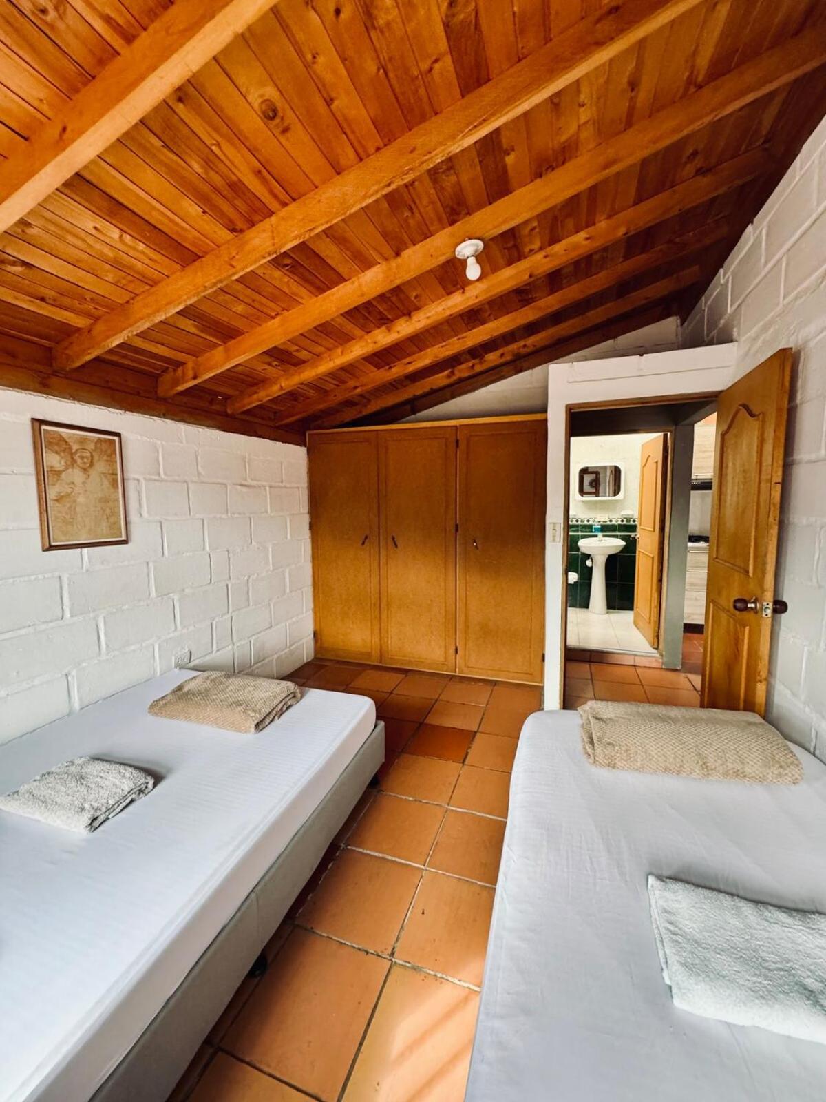 Next To The Airport - Cute Home Rionegro Exterior photo
